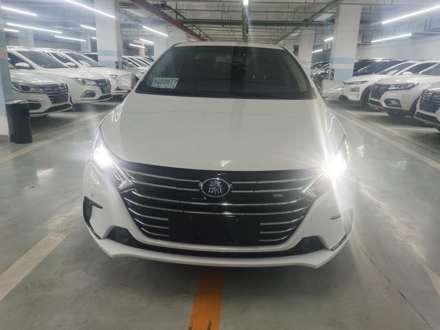 BYD QinEV