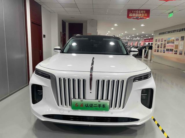 Hongqi E-HS9