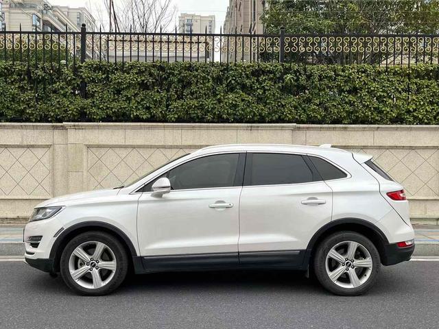 Lincoln MKC