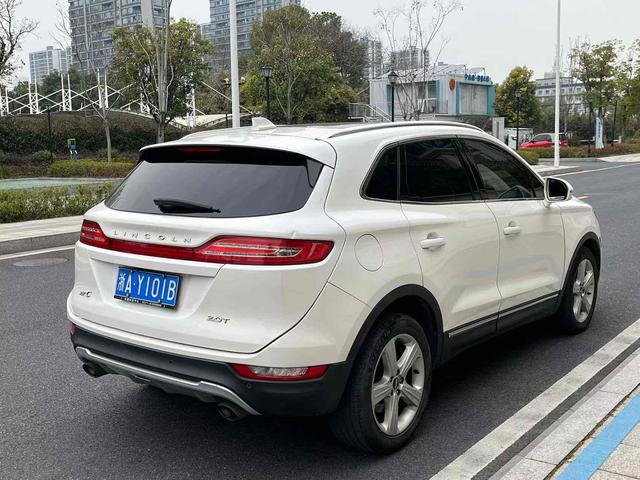 Lincoln MKC