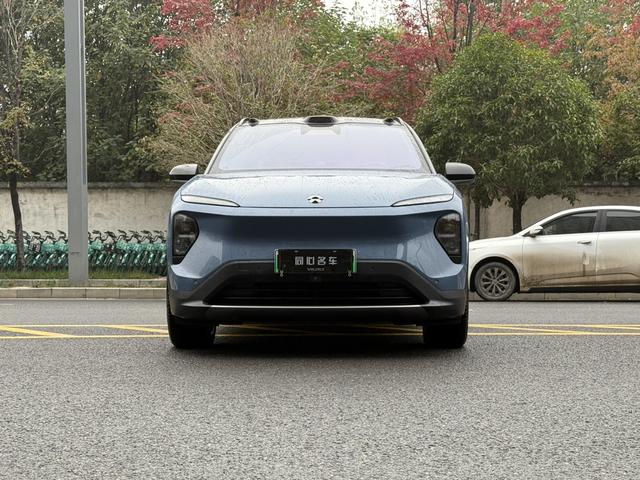 NIO ES7