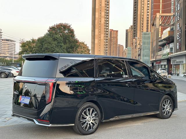 GAC Trumpchi E9 PHEV