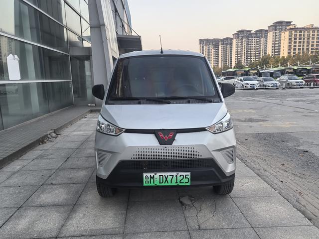 Wuling EV50