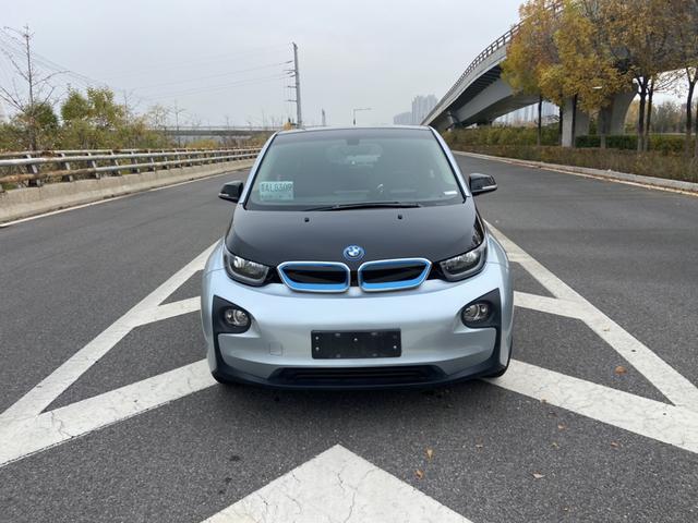 BMW i3 (imported)