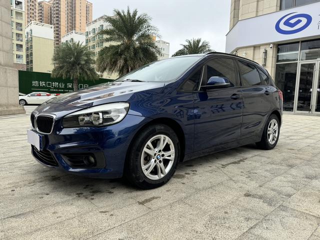 BMW 2 series multifunctional station wagon