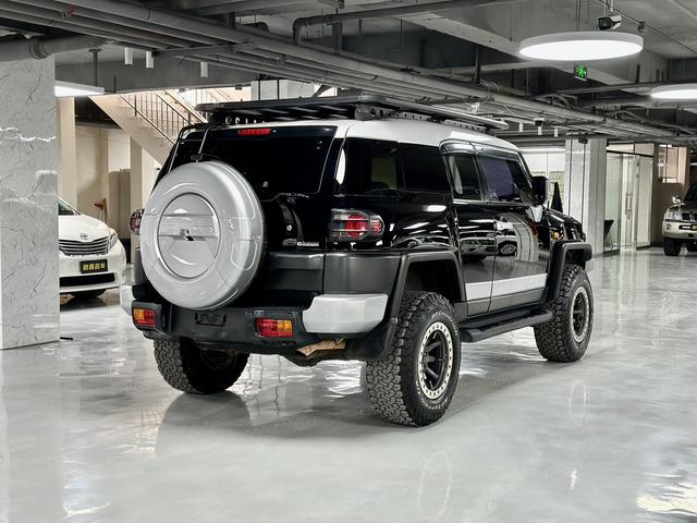 Toyota FJ Cruiser