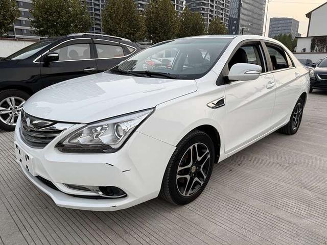 BYD G5