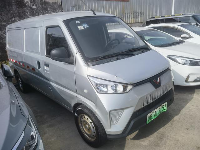 Wuling EV50