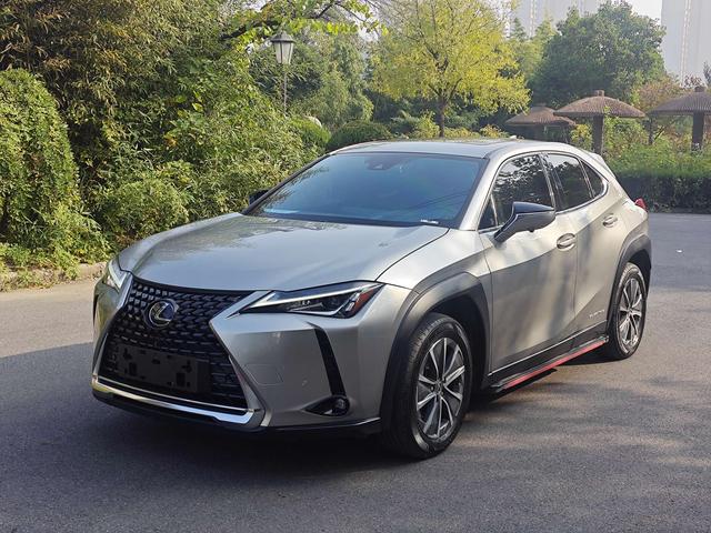 Lexus UX EV