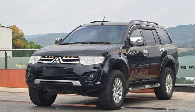 Mitsubishi Pajero Jinchang