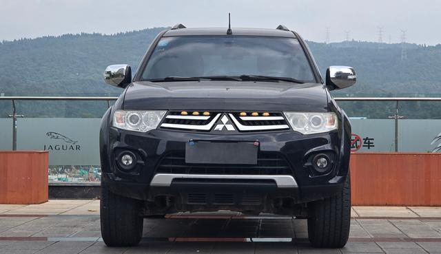 Mitsubishi Pajero Jinchang