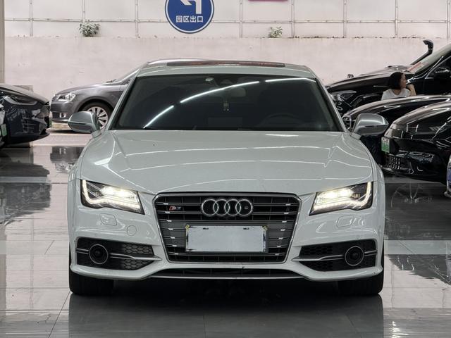 Audi S7