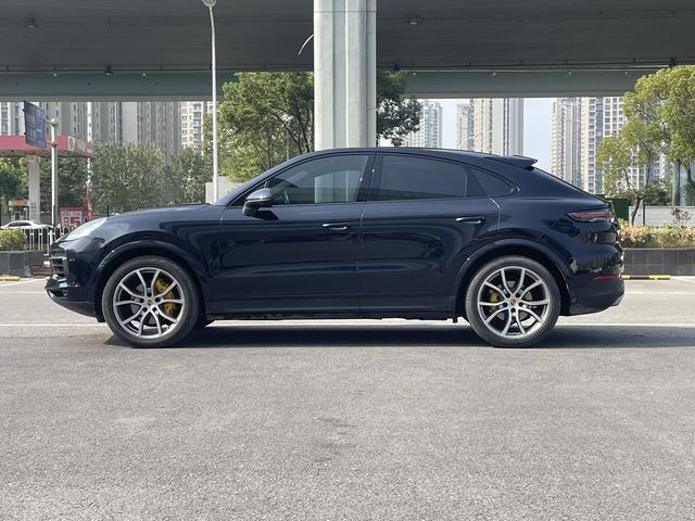 Porsche Cayenne Coupe