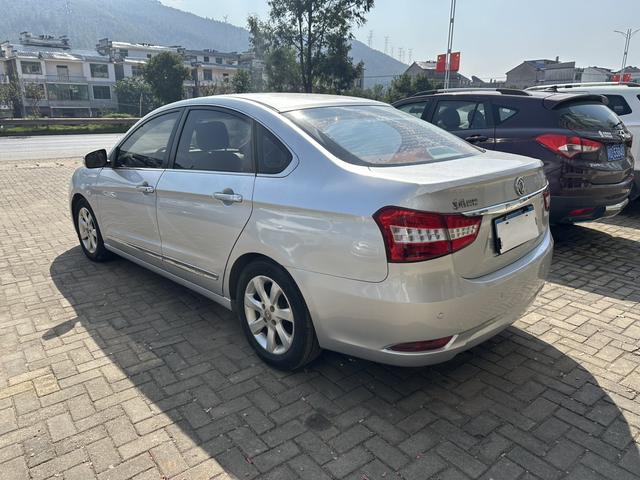 Dongfeng Fengshen A60