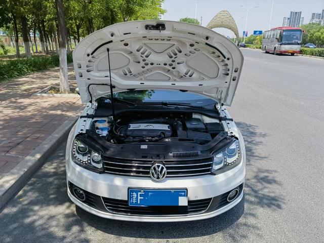 Volkswagen Eos