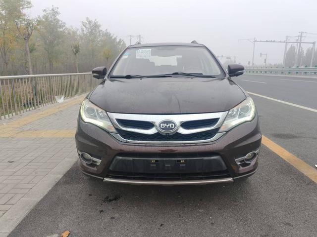 BYD S7