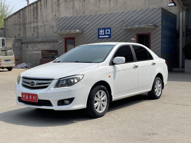 BYD L3