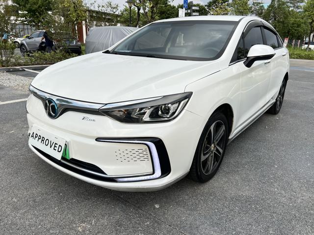 BAIC Beijing EU5