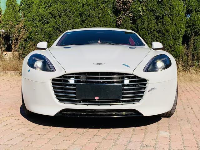 Aston Martin Rapide