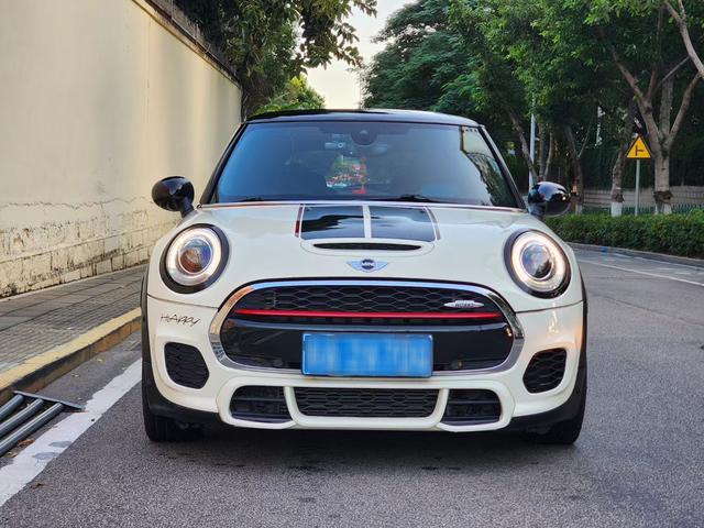 MINI JCW