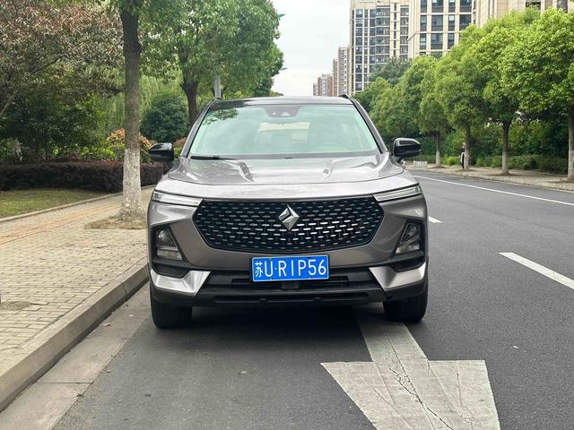 Baojun RS-5