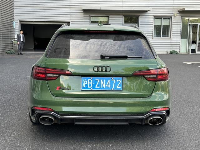 Audi RS 4