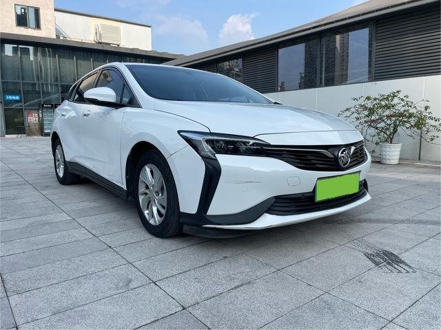 Buick Weilan 6 PHEV