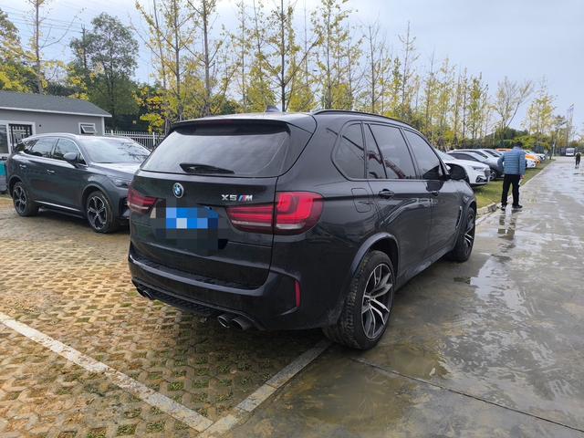 BMW X5M