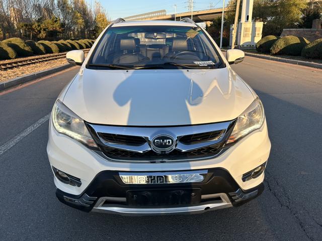 BYD S7