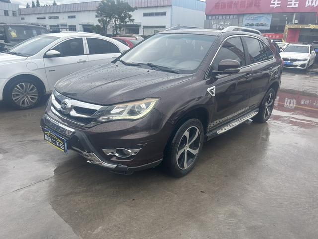 BYD S7