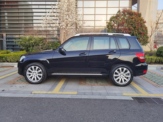 Mercedes-Benz GLK-Class (imported)