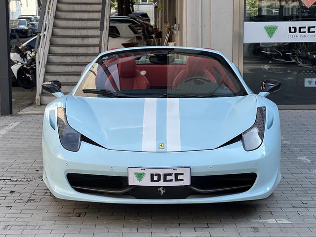 Ferrari 458