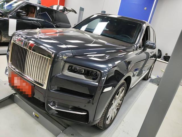 Rolls Royce Cullinan