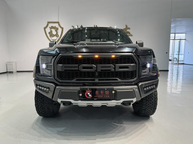 Ford F-150 Raptor