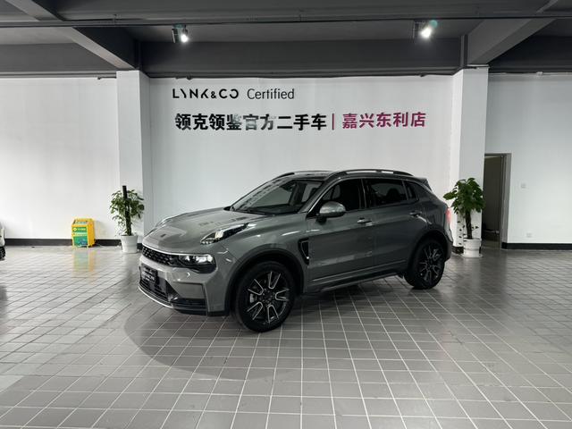 Lynk & Co 01