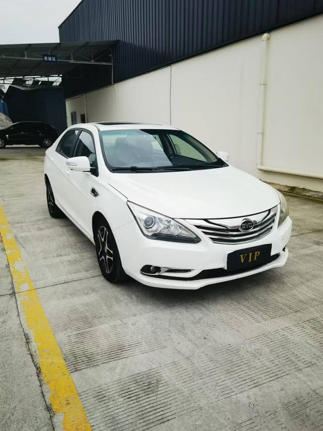 BYD G5