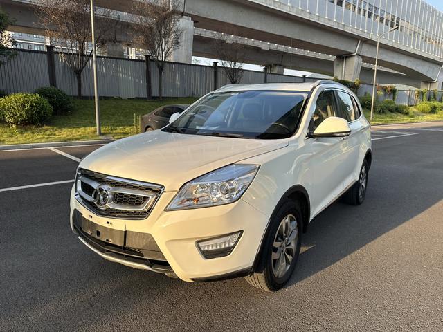 BAIC Shenbao X65