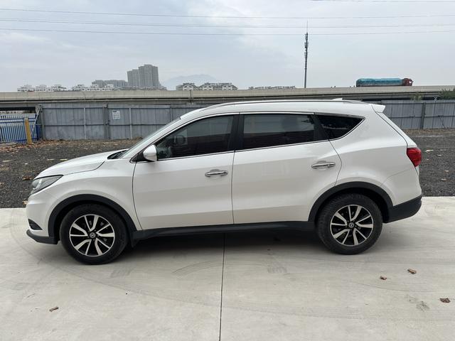 Dongfeng Fengon 580