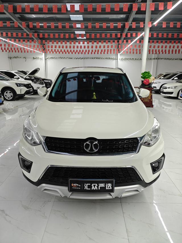 BAIC Shenbao X35