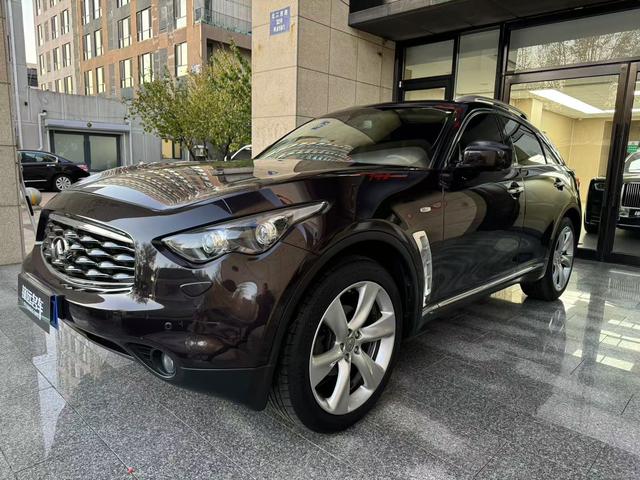 Infiniti FX