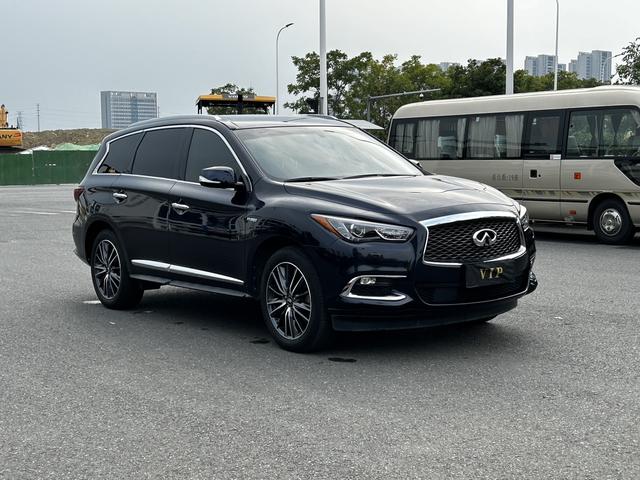 Infiniti QX60 (imported)