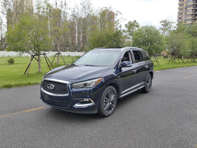 Infiniti QX60 (imported)