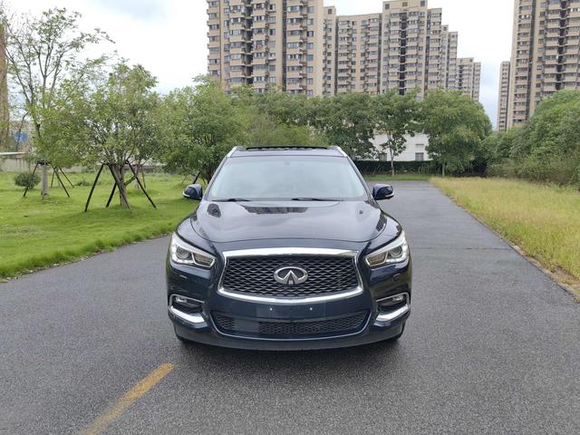 Infiniti QX60 (imported)