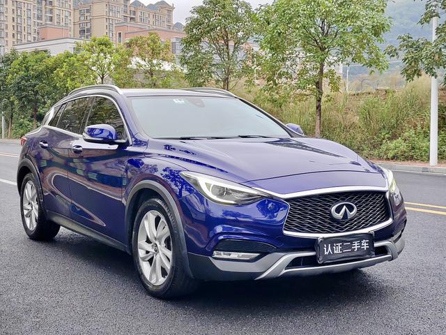 Infiniti QX30