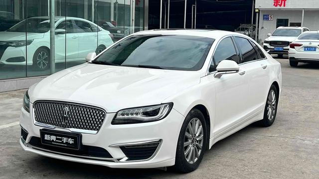 Lincoln MKZ