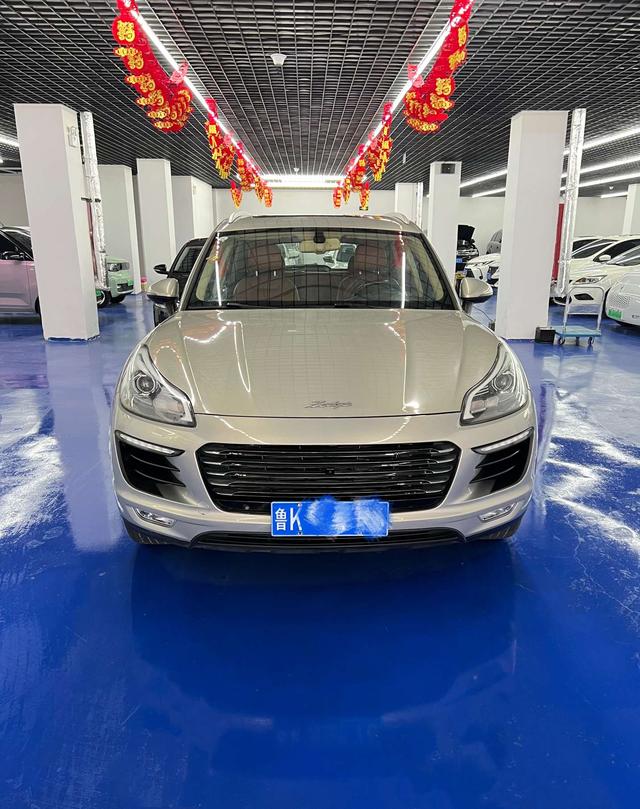 Zotye SR9