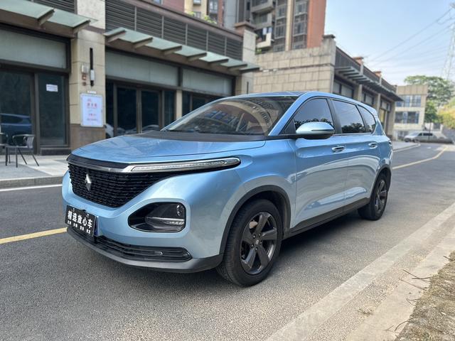 Baojun RM-5