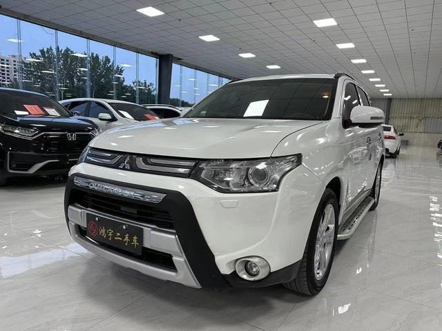 Mitsubishi Outlander (imported)