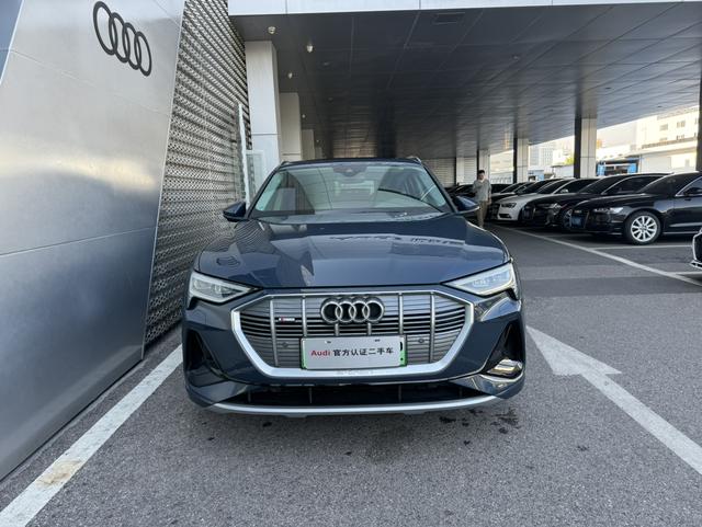 Audi e-tron Sportback (imported)