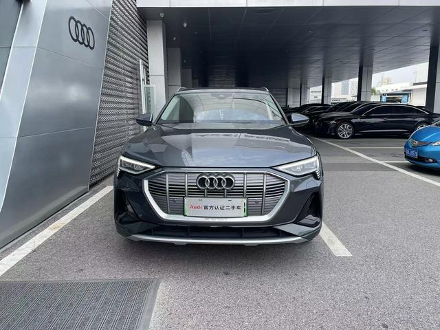 Audi e-tron Sportback (imported)